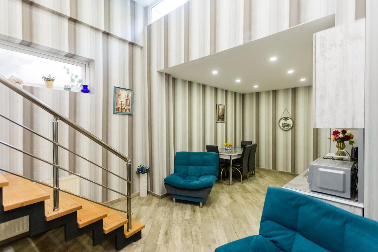Rustaveli Two Bedroom Apartment With 5 Star Location Tbiliszi Kültér fotó